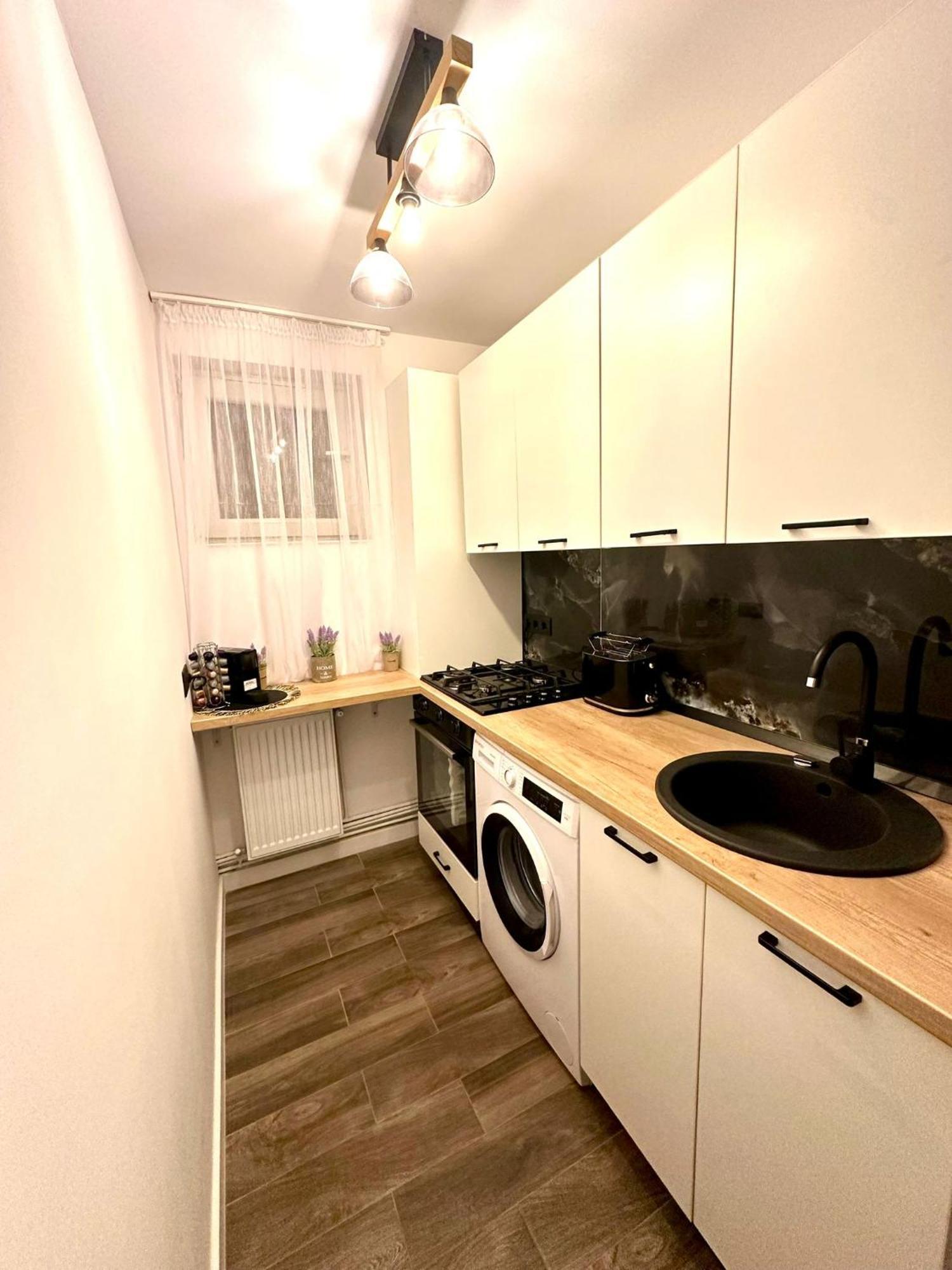 Evelyn Apartment Bistriţa Exteriér fotografie